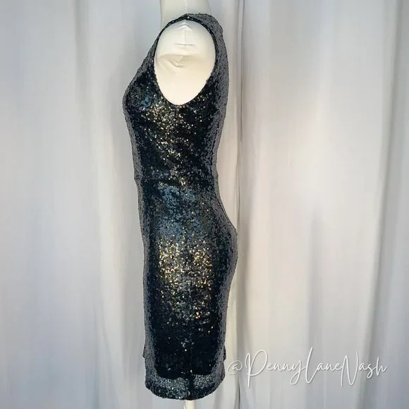 Tobi Gwyn Deep V Neck Sequin Bodycon Dress Black - Picture 5 of 11